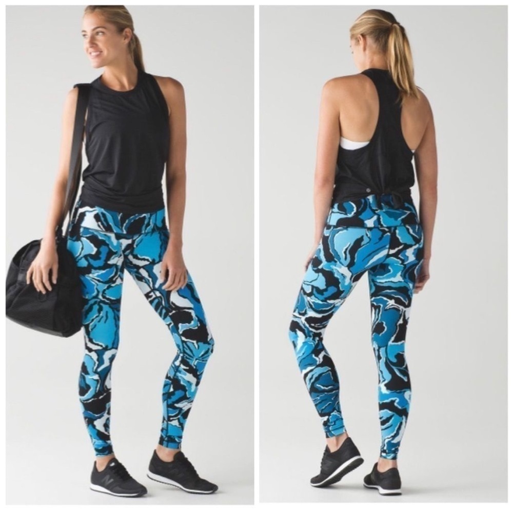 Lululemon Wunder Under Hi-Rise Full Length in Boom Bloom Beach Blanket Blue Ice